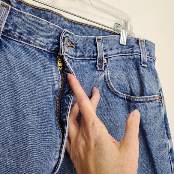 Levi's 505 Regular Fit Straight Leg Y2K medium wash jeans - Picture 3 of 10